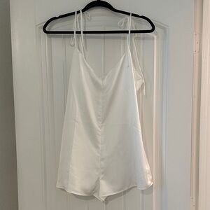 Show Me Your MuMu White Camisole Top